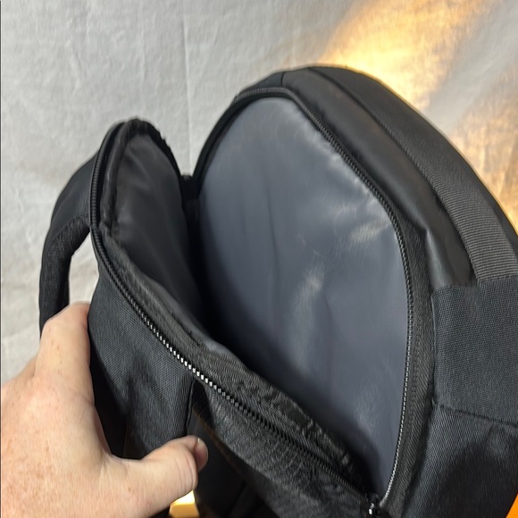 Ogio Backback - Picture 7 of 10